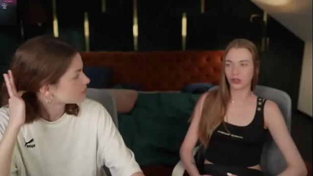 Image 4 of sweetdesiree_ Stream on Chaturbate on 14 days ago