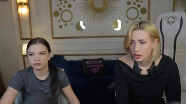 Image 3 of sweetdesiree_ Stream on Chaturbate on 1 month ago