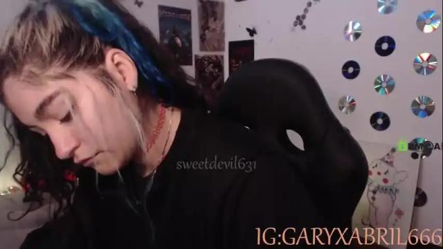 Image 2 of sweetdevil631 Stream on Chaturbate on 3 months ago