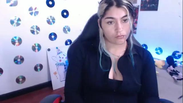 Image 4 of sweetdevil631 Stream on Chaturbate on 2 months ago