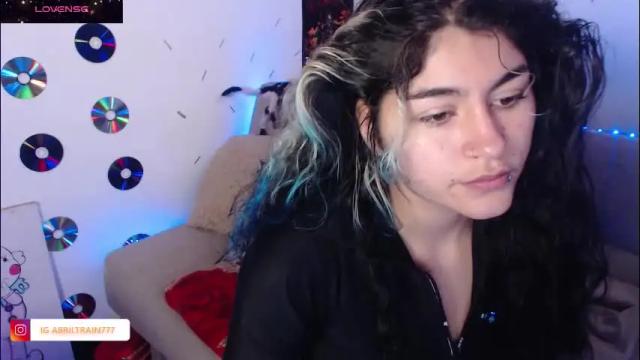 Image 2 of sweetdevil631 Stream on Chaturbate on 4 days ago