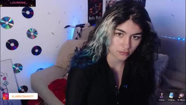 Image 3 of sweetdevil631 Stream on Chaturbate on 4 days ago