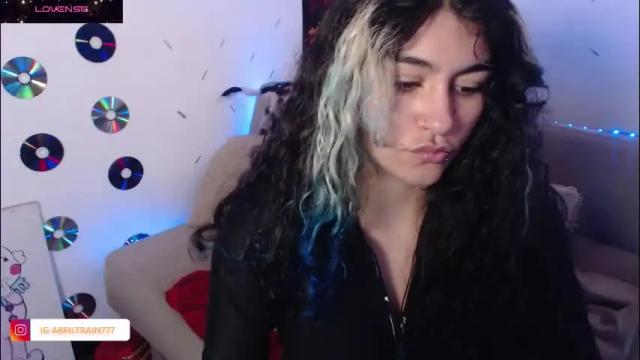 Image 4 of sweetdevil631 Stream on Chaturbate on 4 days ago