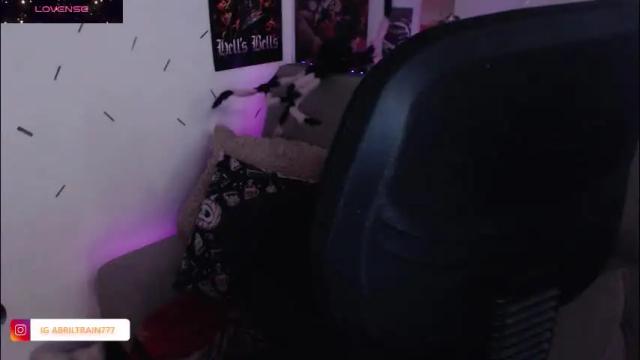 Image 2 of sweetdevil631 Stream on Chaturbate on 19 hours ago