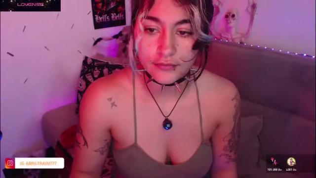Image 6 of sweetdevil631 Stream on Chaturbate on 19 hours ago