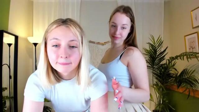 Image 10 of sweetestluna Stream on Chaturbate on 18 months ago