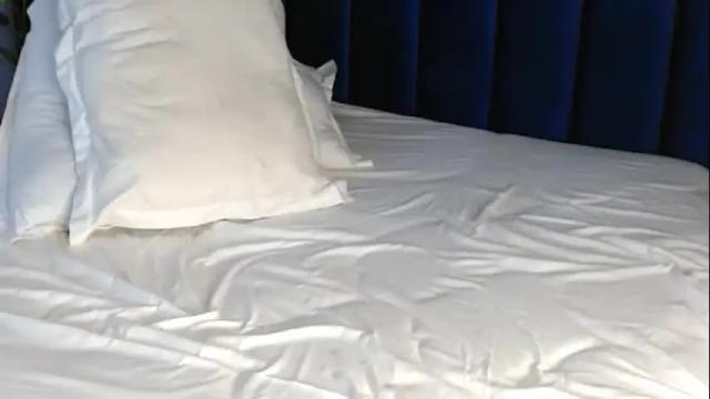 Image 3 of sweetestraincandie Stream on Chaturbate on 25 days ago
