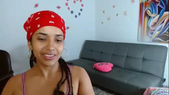 Image 4 of sweetfinesss Stream on Chaturbate on 19 months ago