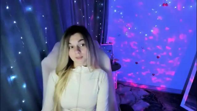 Image 3 of sweetfoyou Stream on Chaturbate on 1 month ago