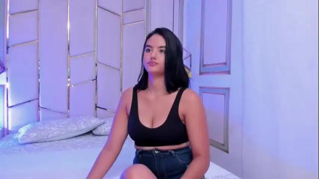 Image 7 of sweetgirl4u_ Stream on Chaturbate on 4 days ago