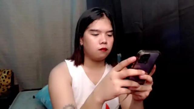 Image 2 of sweetgirl_jen Stream on Chaturbate on 14 months ago