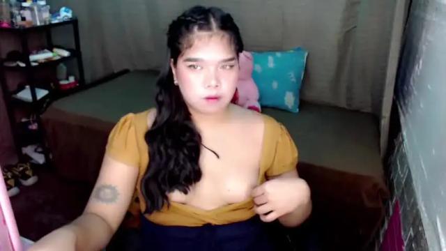 Image 2 of sweetgirl_jen Stream on Chaturbate on 14 months ago