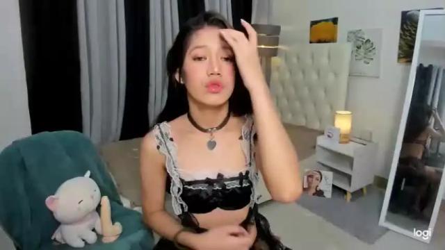 Thumbnail 3, sweetgirll_emie's Stream at Chaturbate, 15 months ago