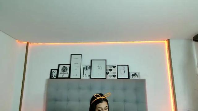 Image 10 of sweetheydi Stream on Chaturbate on 19 months ago