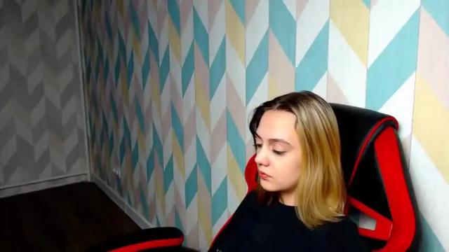 Image 12 of sweethotniki Stream on Chaturbate on 14 months ago