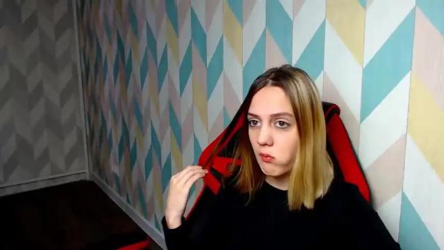 Image 3 of sweethotniki Stream on Chaturbate on 14 months ago