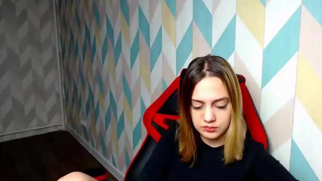 Image 4 of sweethotniki Stream on Chaturbate on 14 months ago