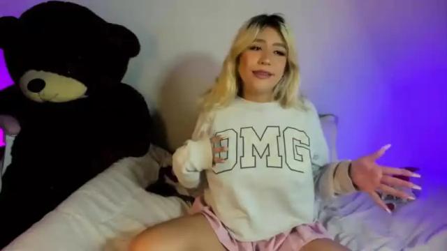 Image 8 of sweethotsin_sexy69 Stream on Chaturbate on 16 months ago