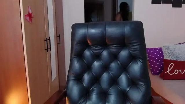 Image 12 of sweetie__pie Stream on Chaturbate on 15 months ago