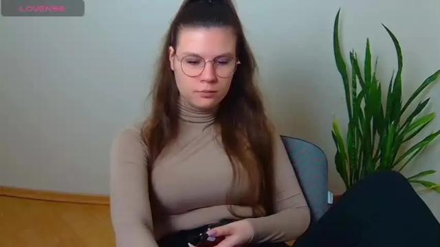Image 4 of sweetie_anna_ Stream on Chaturbate on 15 months ago