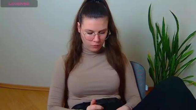 Image 7 of sweetie_anna_ Stream on Chaturbate on 15 months ago