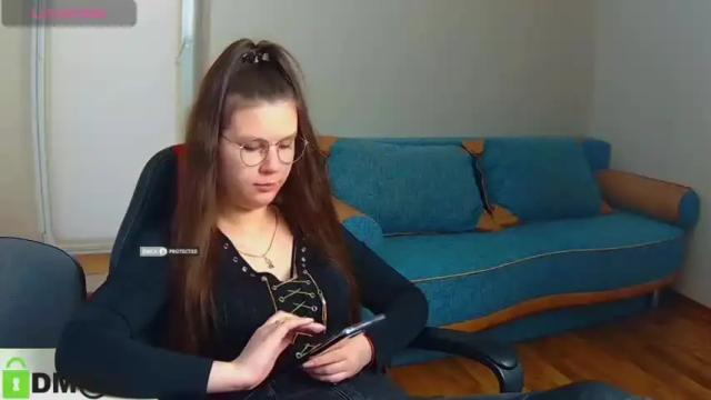 Image 3 of sweetie_anna_ Stream on Chaturbate on 15 months ago