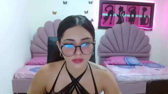 Image 11 of sweetie_belle1 Stream on Chaturbate on 15 months ago