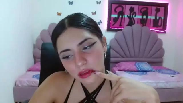 Image 4 of sweetie_belle1 Stream on Chaturbate on 15 months ago