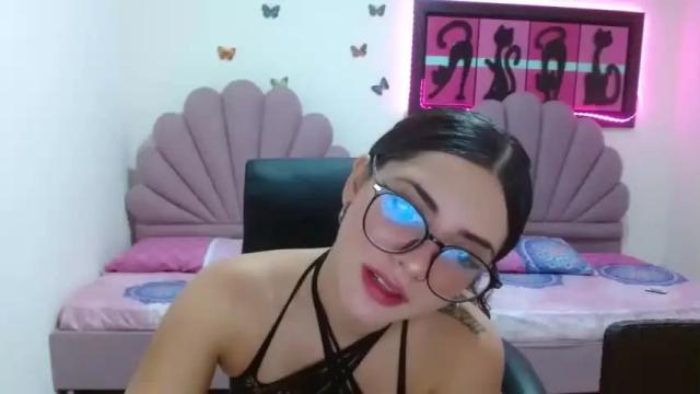 Image 8 of sweetie_belle1 Stream on Chaturbate on 15 months ago