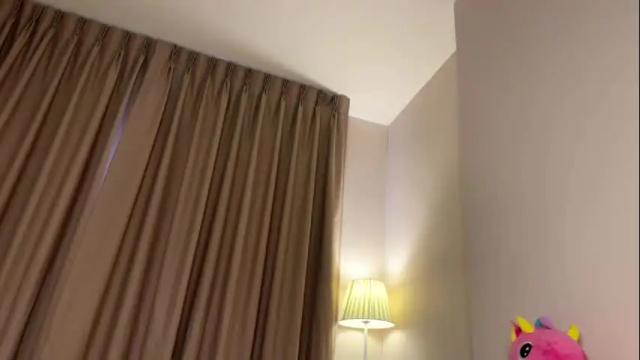 Image 8 of sweetie_natasha Stream on Chaturbate on 12 days ago
