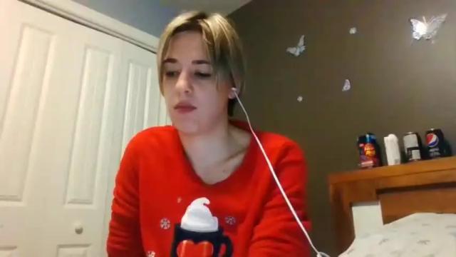 Image 2 of sweetiegirl001 Stream on Chaturbate on 17 months ago