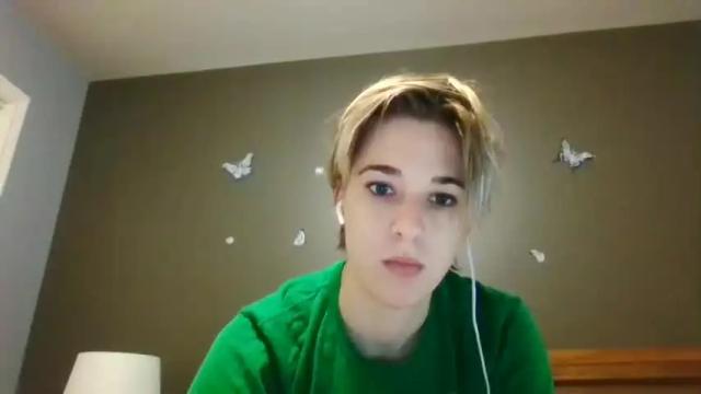 Image 2 of sweetiegirl001 Stream on Chaturbate on 17 months ago