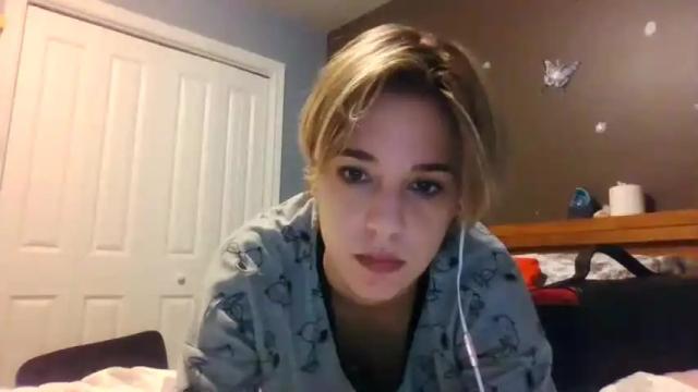 Image 7 of sweetiegirl001 Stream on Chaturbate on 17 months ago