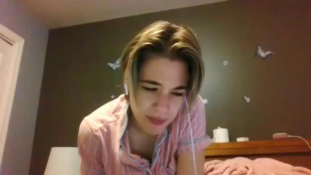Image 3 of sweetiegirl001 Stream on Chaturbate on 17 months ago