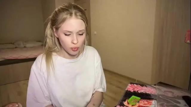 Image 8 of sweetielis Stream on Chaturbate on 1 month ago