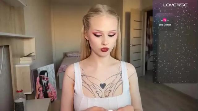 Image 7 of sweetielis Stream on Chaturbate on 15 days ago