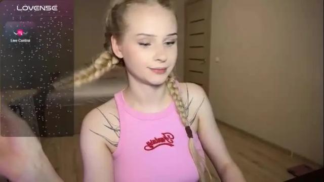 Image 3 of sweetielis Stream on Chaturbate on 8 days ago