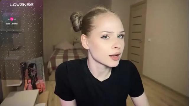 Image 6 of sweetielis Stream on Chaturbate on 7 days ago