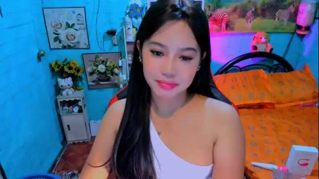 Image 4 of sweetienicole Stream on Chaturbate on 3 months ago