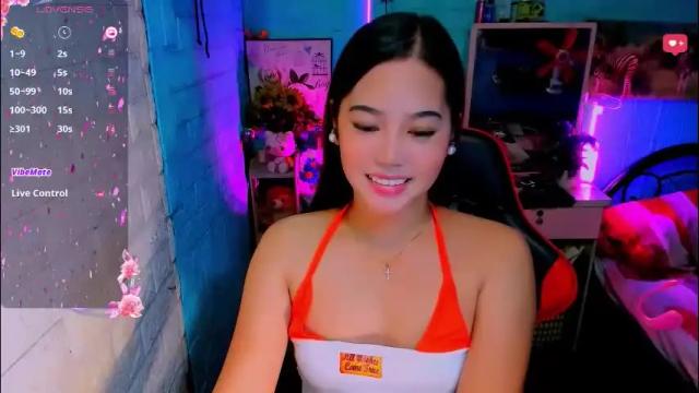 Image 3 of sweetienicole Stream on Chaturbate on 2 months ago