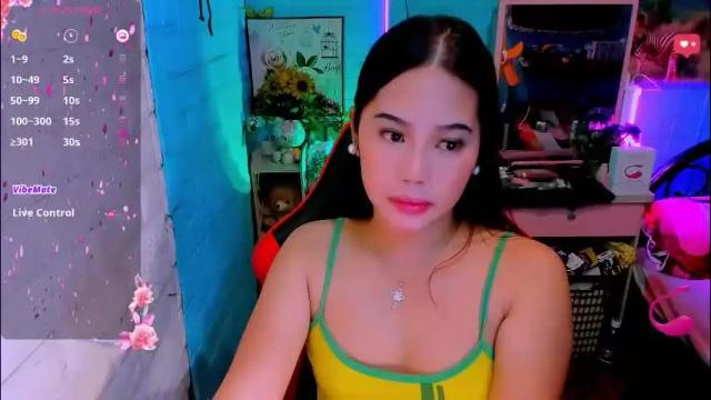 Image 4 of sweetienicole Stream on Chaturbate on 2 months ago