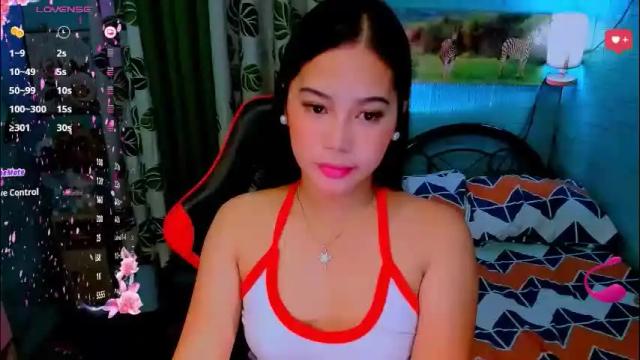 Image 3 of sweetienicole Stream on Chaturbate on 1 month ago