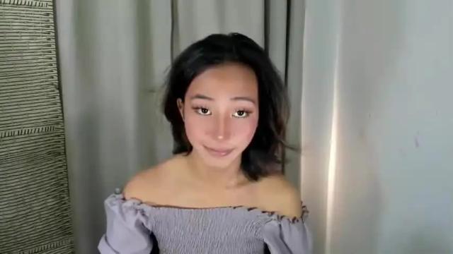 Image 8 of sweetiie_caren Stream on Chaturbate on 12 months ago