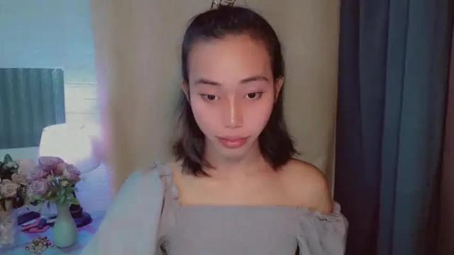 Image 6 of sweetiie_caren Stream on Chaturbate on 12 months ago