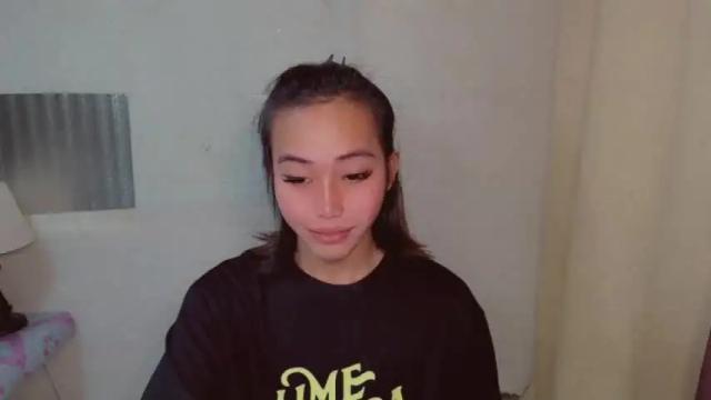 Thumbnail 2, sweetiie_caren's Stream at Chaturbate, 12 months ago