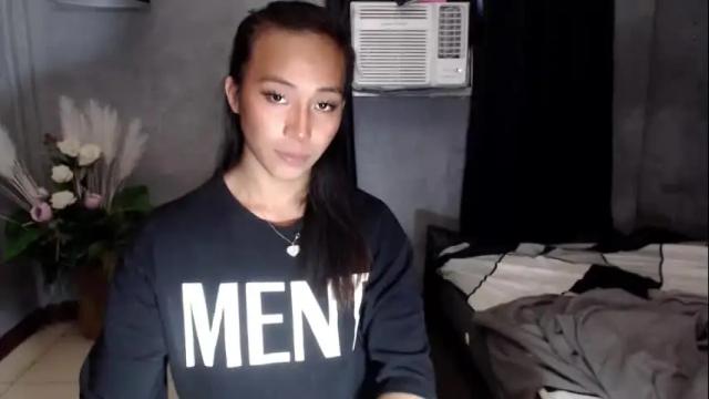 Image 4 of sweetiie_caren Stream on Chaturbate on 1 month ago