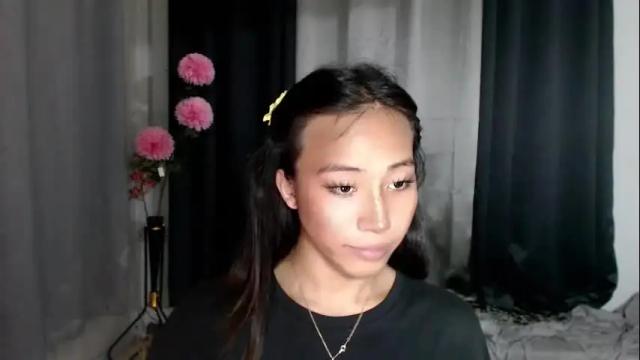 Thumbnail 1, sweetiie_caren's Stream at Chaturbate, 1 month ago