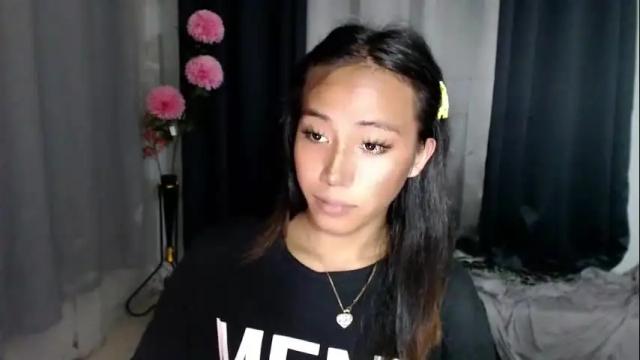 Thumbnail 2, sweetiie_caren's Stream at Chaturbate, 1 month ago