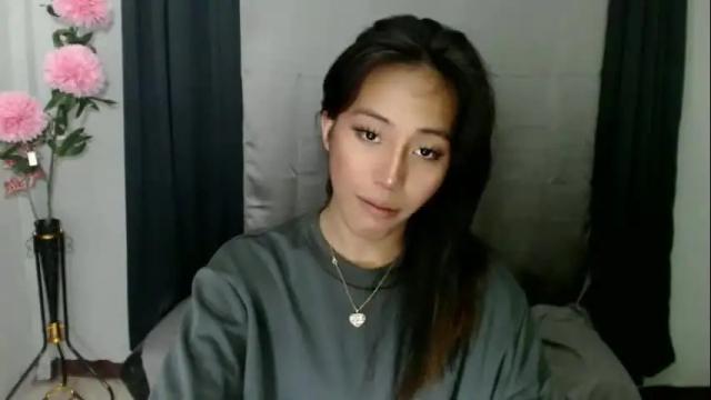 Image 8 of sweetiie_caren Stream on Chaturbate on 1 month ago