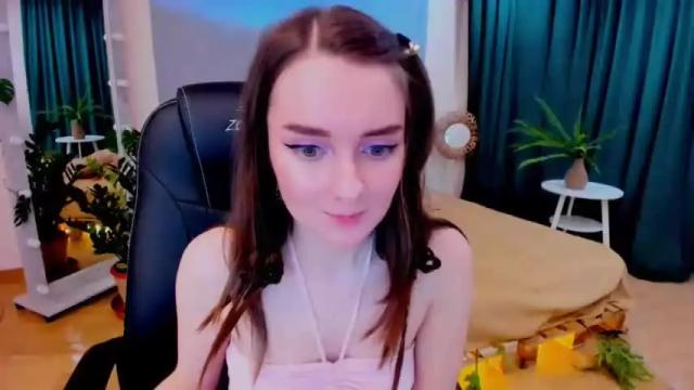 Image 8 of sweetintouch Stream on Chaturbate on 14 months ago